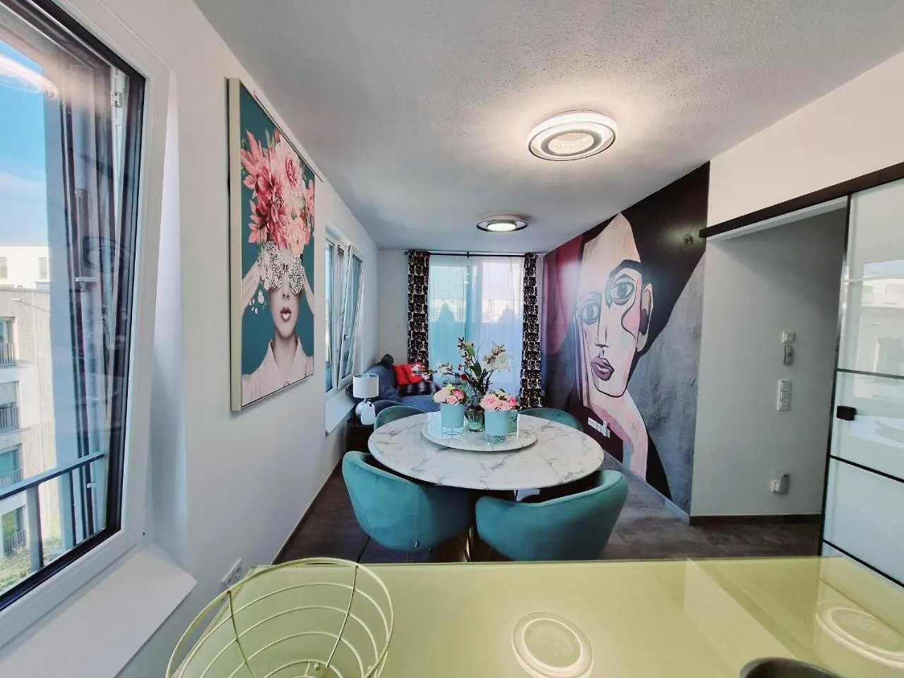 Prisma Pasing Munich Octoberfest Apartman