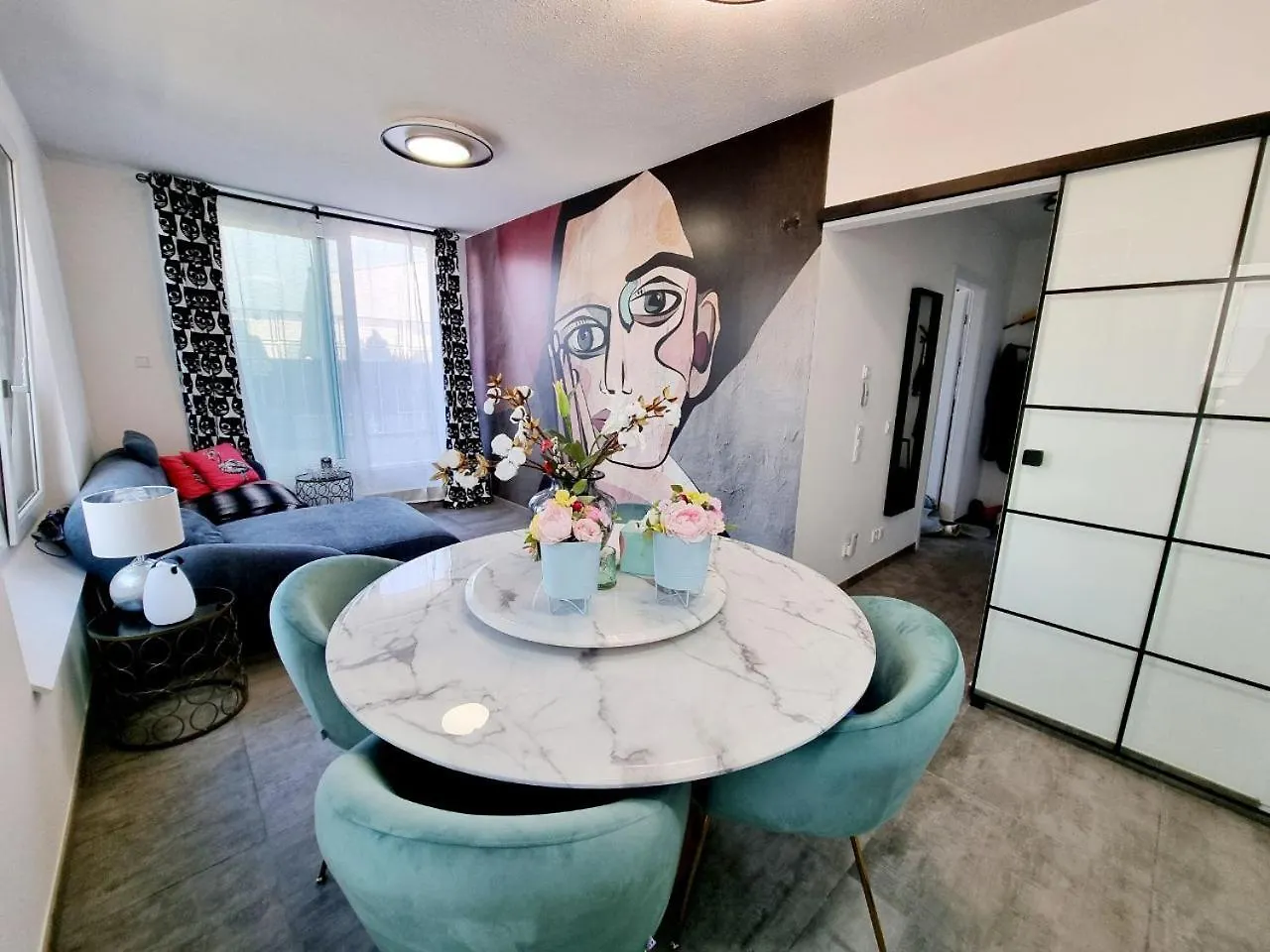 Prisma Pasing Munich Octoberfest Apartman